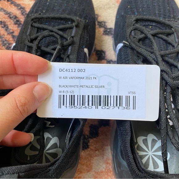 NWT Nike Air Vapormax Flyknit 2021 Next Nature Black Women’s Shoes - Picture 9 of 10